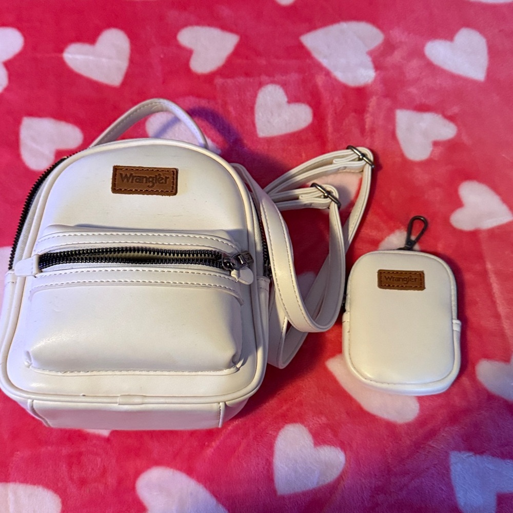 Wrangler Cream Mini Backpack - Picture 5 of 7